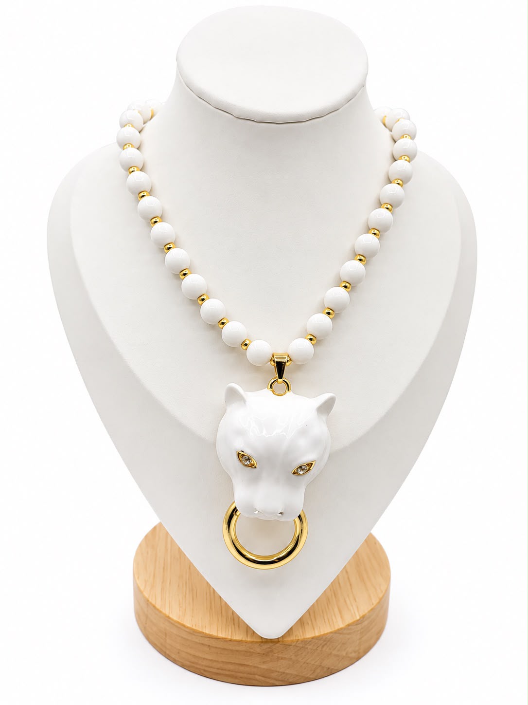 Collar Jaguar Blanco